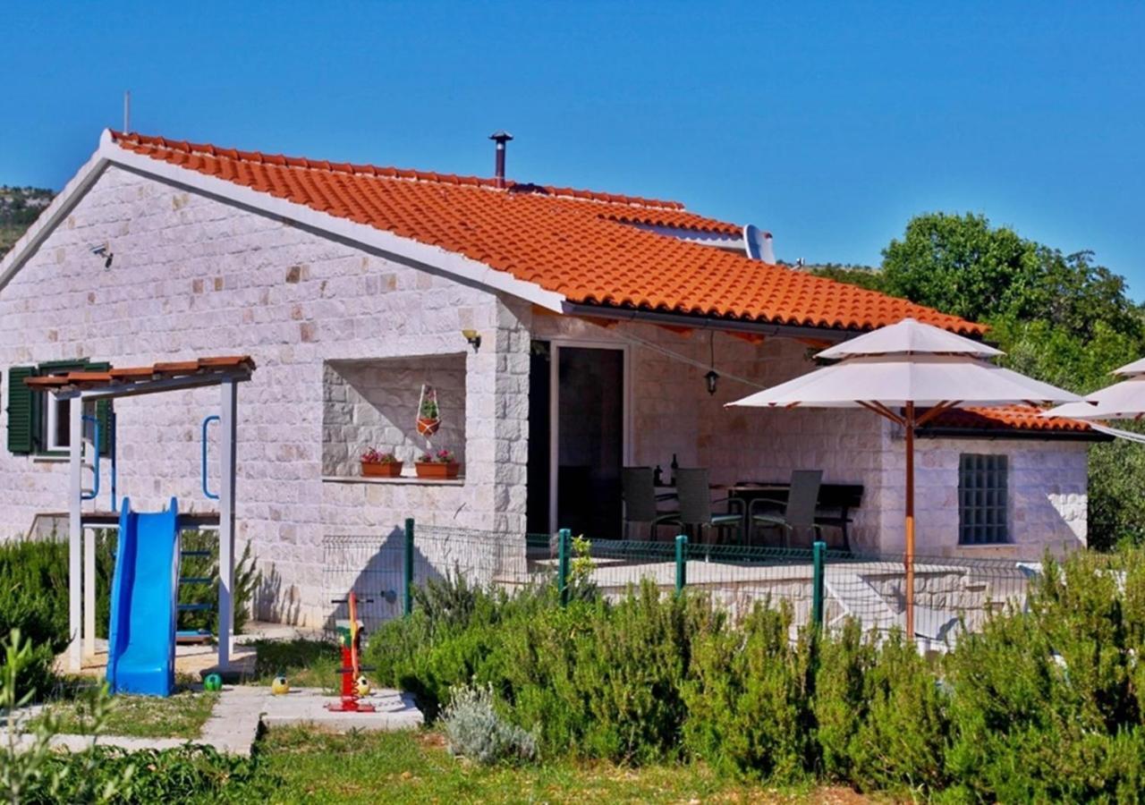 Flamingo - House With Private Pool Villa Gornji Seget Exterior photo
